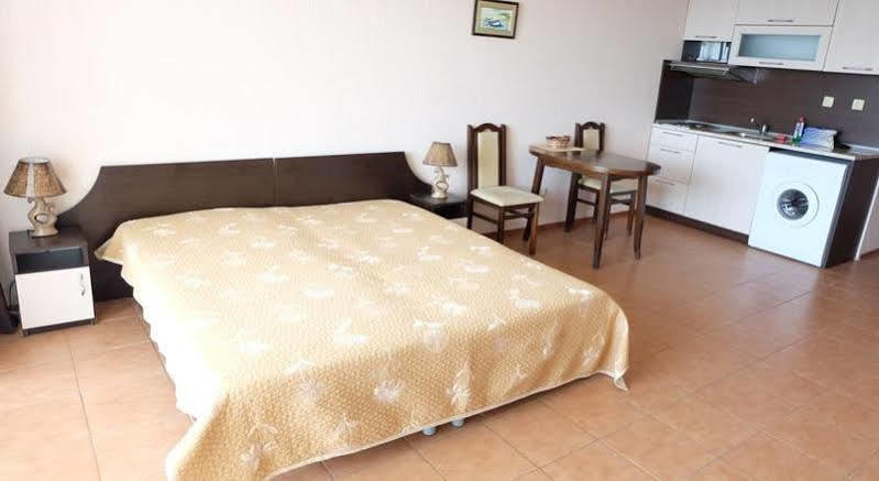 Apartments In Panorama Beach Vigo Nessebar Exterior foto